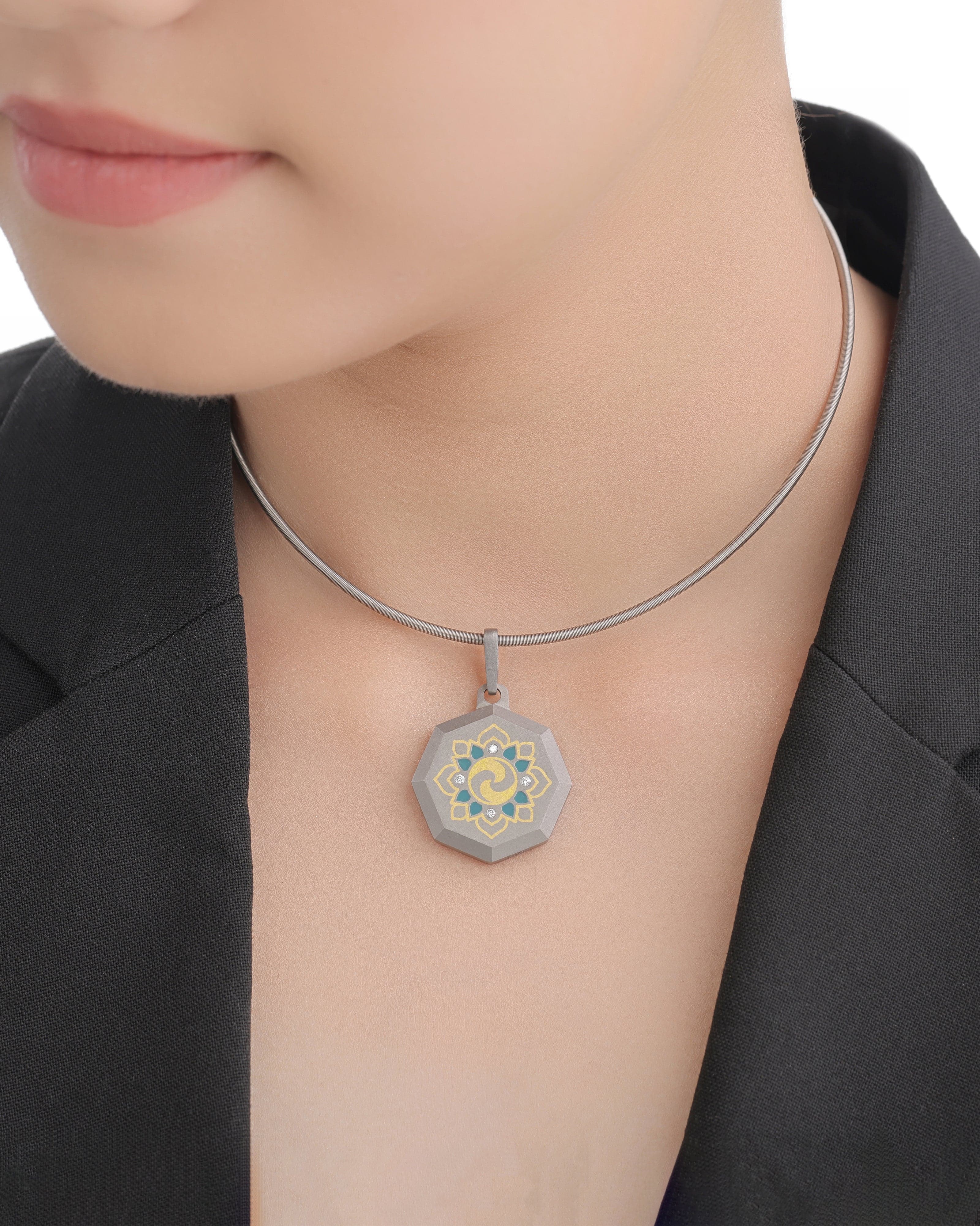 Women's Titanium Pendant