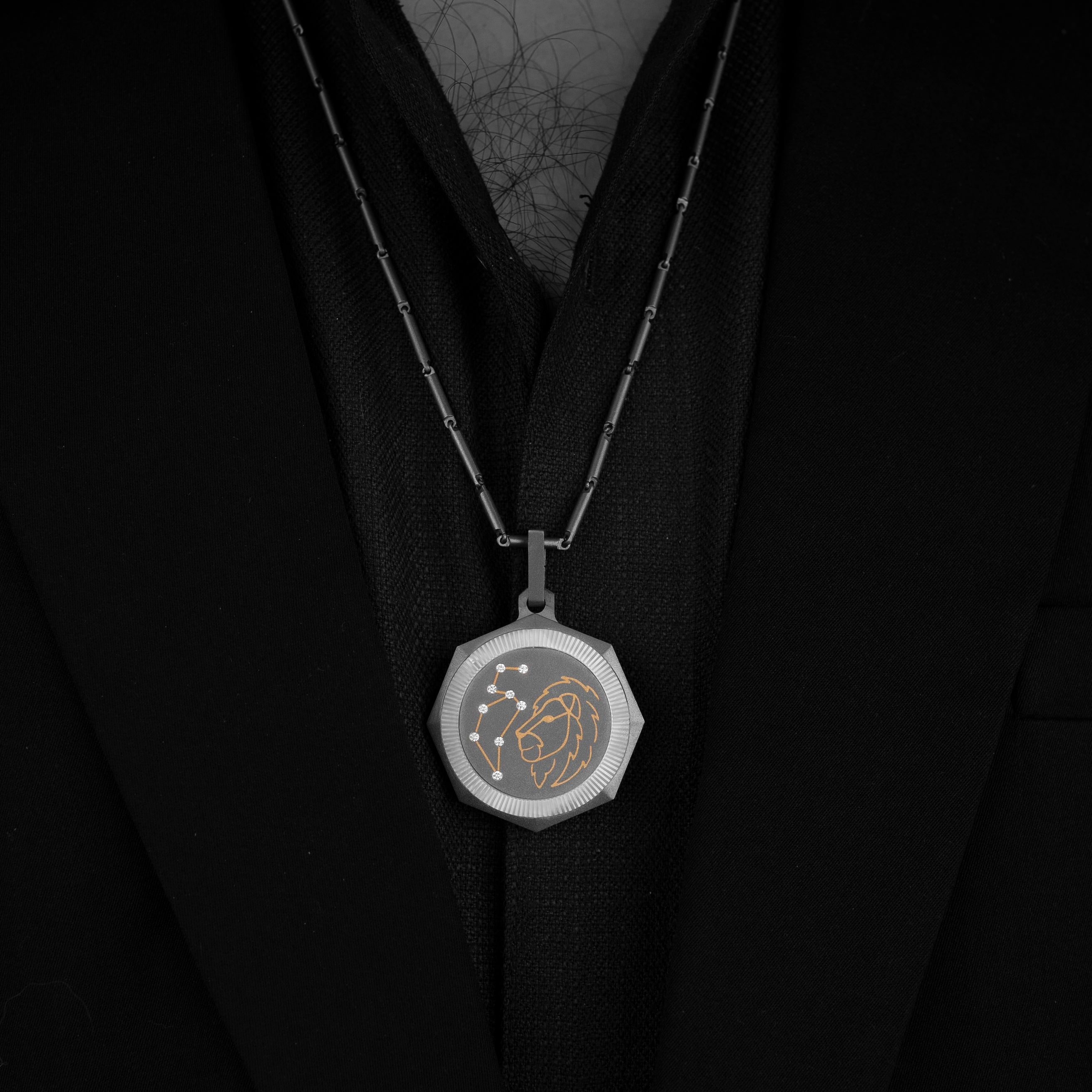 The Rise and Acceptance of Gender Bending Jewelry - AuTiC