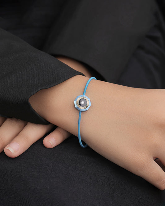 Vibes – Titanium Bracelet in Cobalt Blue Color
