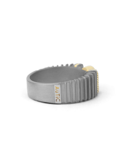 Slice – Men’s Titanium Ring